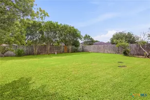 115 Sandstone Ct, Victoria, TX 77904 - Photo 37