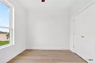 805 Liberty Park Dr, Belton, TX 76513 - Photo 9