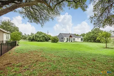 603 John Price, Blanco, TX 78606 - Photo 9