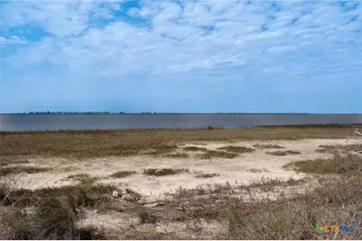3529 Kiawah Circle, Palacios, TX 77465 - Photo 7