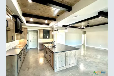 3 Saul Dr, Lampasas, TX 76550 - Photo 9