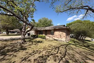 795 Albert St, New Braunfels, TX 78130 - Photo 1