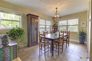 210 Royal George Cir, Mcqueeney, TX 78123 - Photo 23