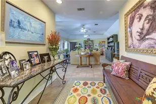 210 Royal George Cir, Mcqueeney, TX 78123 - Photo 11