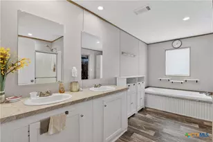 435 FM539, Floresville, TX 78114 - Photo 25