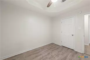 426 Armstrong Dr, Belton, TX 76513 - Photo 11