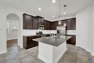 1176 Legacy Dr, New Braunfels, TX 78130 - Photo 11