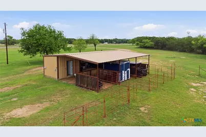 2001 W Fm 580, Lampasas, TX 76550 - Photo 35
