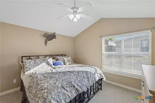 230 Lee St, Seguin, TX 78155 - Photo 25