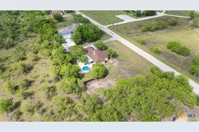 172 Rogues Hollow, Seguin, TX 78155 - Photo 31