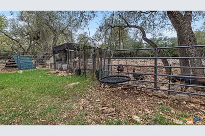 1716 Phantom Rider Trail, Spring Branch, TX 78070 - Photo 35