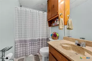 401 N 14th St, Buckholts, TX 76518 - Photo 15