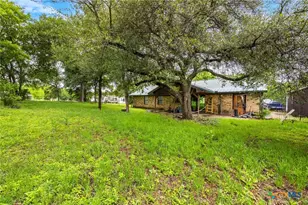 401 N 14th St, Buckholts, TX 76518 - Photo 23
