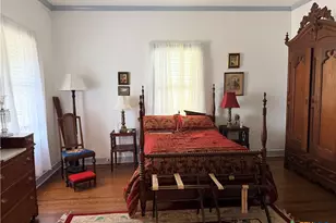 607 N Bridge, Victoria, TX 77901 - Photo 7