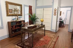 607 N Bridge, Victoria, TX 77901 - Photo 5