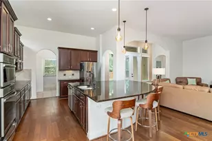 472 Mission Hill Run, New Braunfels, TX 78132 - Photo 15