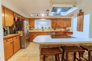 1707 E Fourth St, Lampasas, TX 76550 - Photo 17