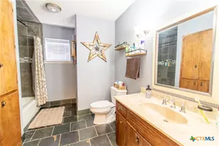 1707 E Fourth St, Lampasas, TX 76550 - Photo 25