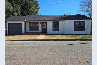 116 E 14th Street, Shiner, TX 77984 - Photo 1