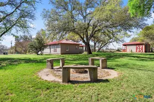 312 Gerald Dr, Blanco, TX 78606 - Photo 19