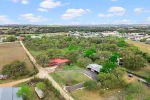 312 Gerald Dr, Blanco, TX 78606 - Photo 25