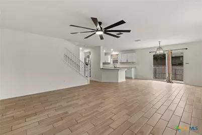 581 Lost Pond, New Braunfels, TX 78130 - Photo 5