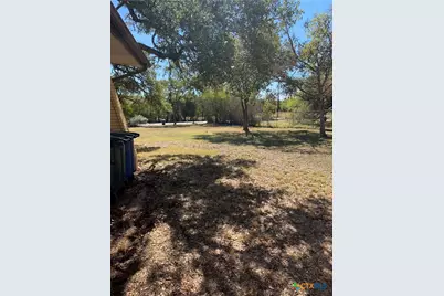 651 Rock Street, New Braunfels, TX 78130 - Photo 3