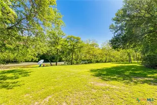 326 Redbird Ln, Kingsbury, TX 78638 - Photo 3