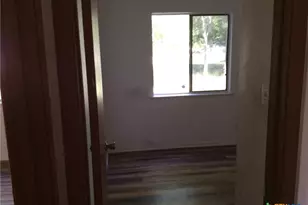 606 Woodworth St, Cuero, TX 77954 - Photo 25