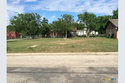 606 Woodworth Street, Cuero, TX 77954 - Photo 7