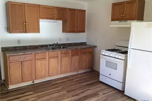 606 Woodworth St, Cuero, TX 77954 - Photo 15