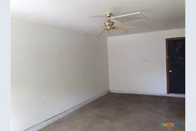 606 Woodworth Street, Cuero, TX 77954 - Photo 19