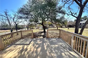 1501 Earle St, San Marcos, TX 78666 - Photo 17