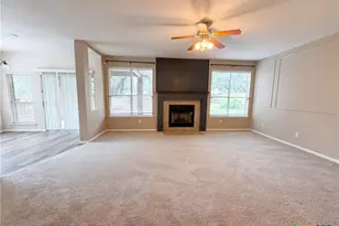 312 Crowfoot Dr, Harker Heights, TX 76548 - Photo 3