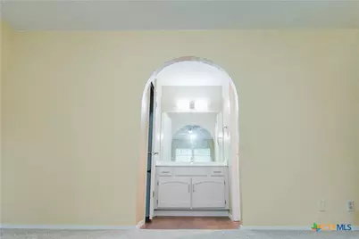 2505 Canyon Creek Drive, Temple, TX 76502 - Photo 9