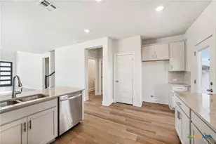 113 Dakota Ridge, San Antonio, TX 78108 - Photo 11