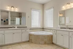 18003 Resort View, San Antonio, TX 78255 - Photo 19