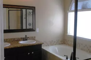 2242 Lakeline Dr, New Braunfels, TX 78130 - Photo 15