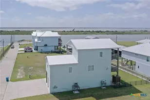 108 Koinonia Ct, Port O'Connor, TX 77982 - Photo 35