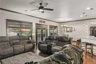 1090 Grand Pass, Canyon Lake, TX 78133 - Photo 15