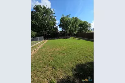 919 Holly Street, Copperas Cove, TX 76522 - Photo 17