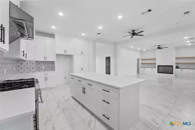1 Post Oak Street, Gonzales, TX 78629 - Photo 7
