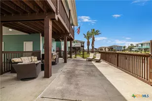 140 Channelview, Rockport, TX 78382 - Photo 9