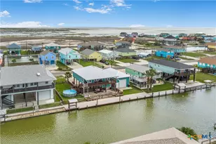 140 Channelview, Rockport, TX 78382 - Photo 3