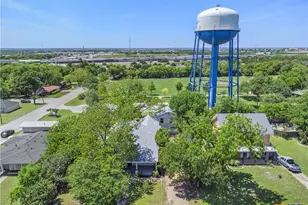 1306 N 15th St, Temple, TX 76501 - Photo 37