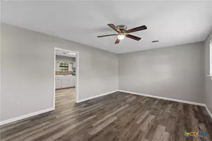 1304 S 23rd St, Copperas Cove, TX 76522 - Photo 3