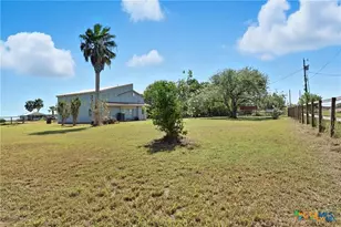 488 Alamo Beach Ave, Port Lavaca, TX 77979 - Photo 5