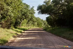 10473 Co Rd 15, Hallettsville, TX 77964 - Photo 27