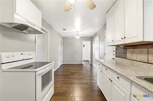 1009 S 5th St, Copperas Cove, TX 76522 - Photo 9