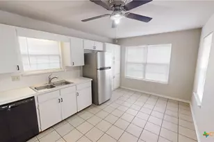 2402 Lazy Ridge Dr, Killeen, TX 76543 - Photo 9
